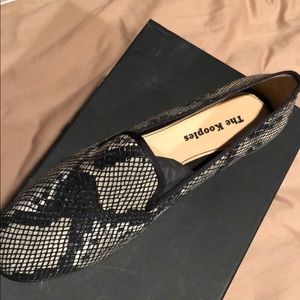 The kooples  Snake prints moccasins